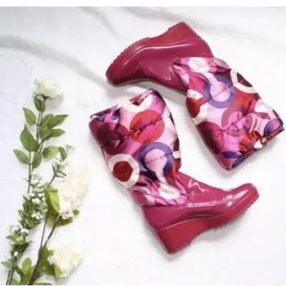 Coach Charm Signature Logo Quilted Pink Boots 8.5 - Picture 2 of 8